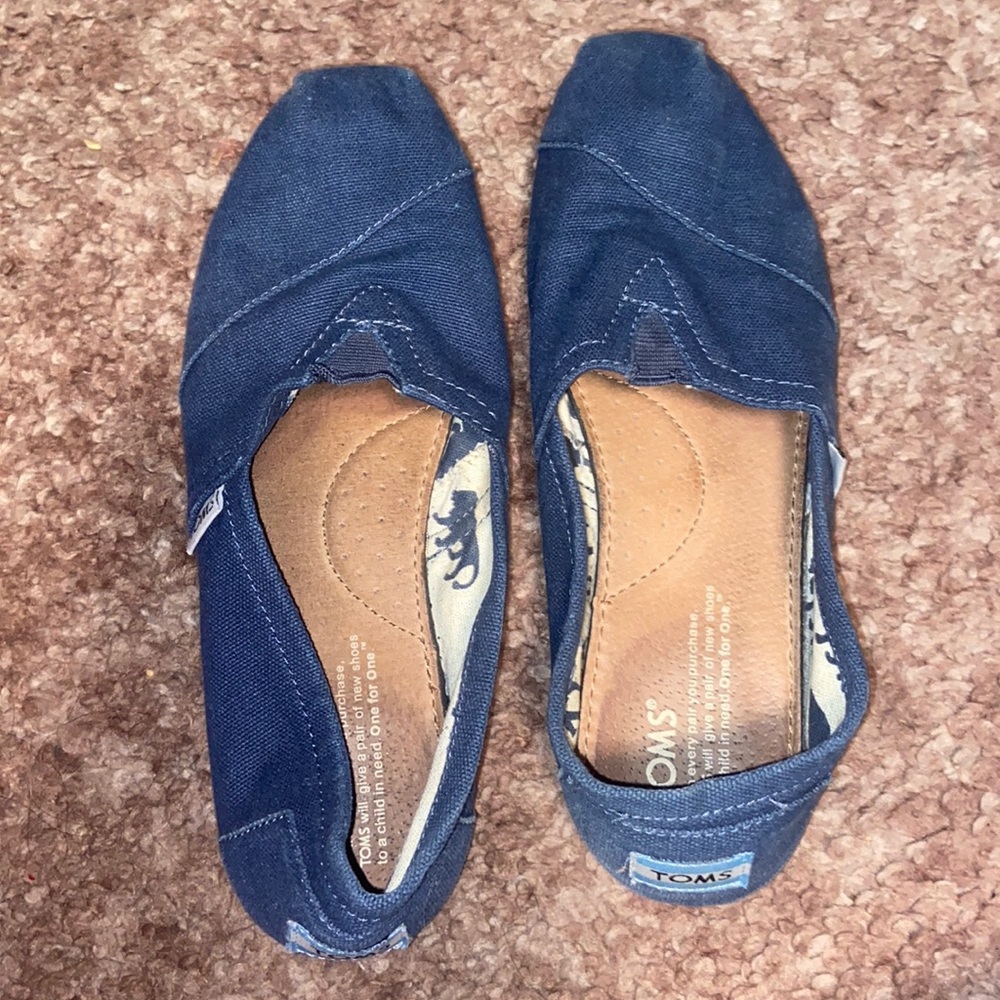 Used Toms Womens Size 7